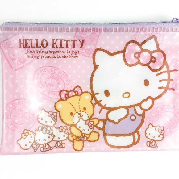 🎀 Hello Kitty Pouch - Picture 2 of 3